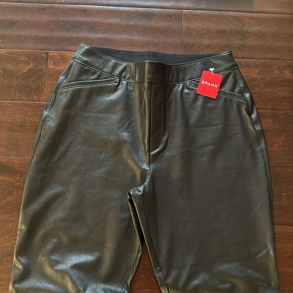 Spanx Stretch Faux Leather Flare Pants NWT XL BLACK - Picture 12 of 16